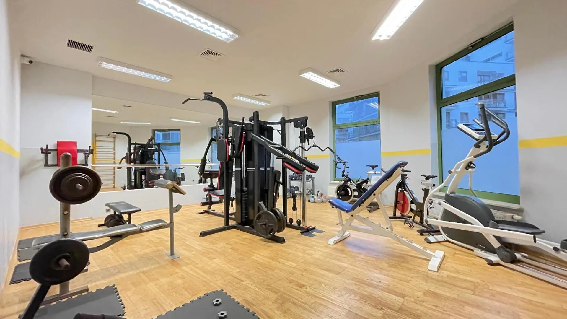 Superior Bukowinska, Studio, Pool & Gym! Metro Wilanowska, Garage Parking! 24H Reception! Varşova Polonya