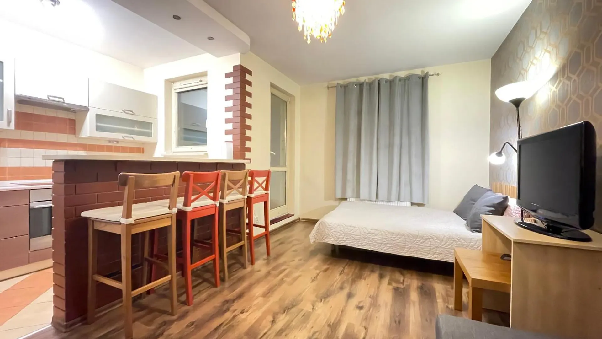 Superior Bukowinska, Studio, Pool & Gym! Metro Wilanowska, Garage Parking! 24H Reception! Varşova Polonya