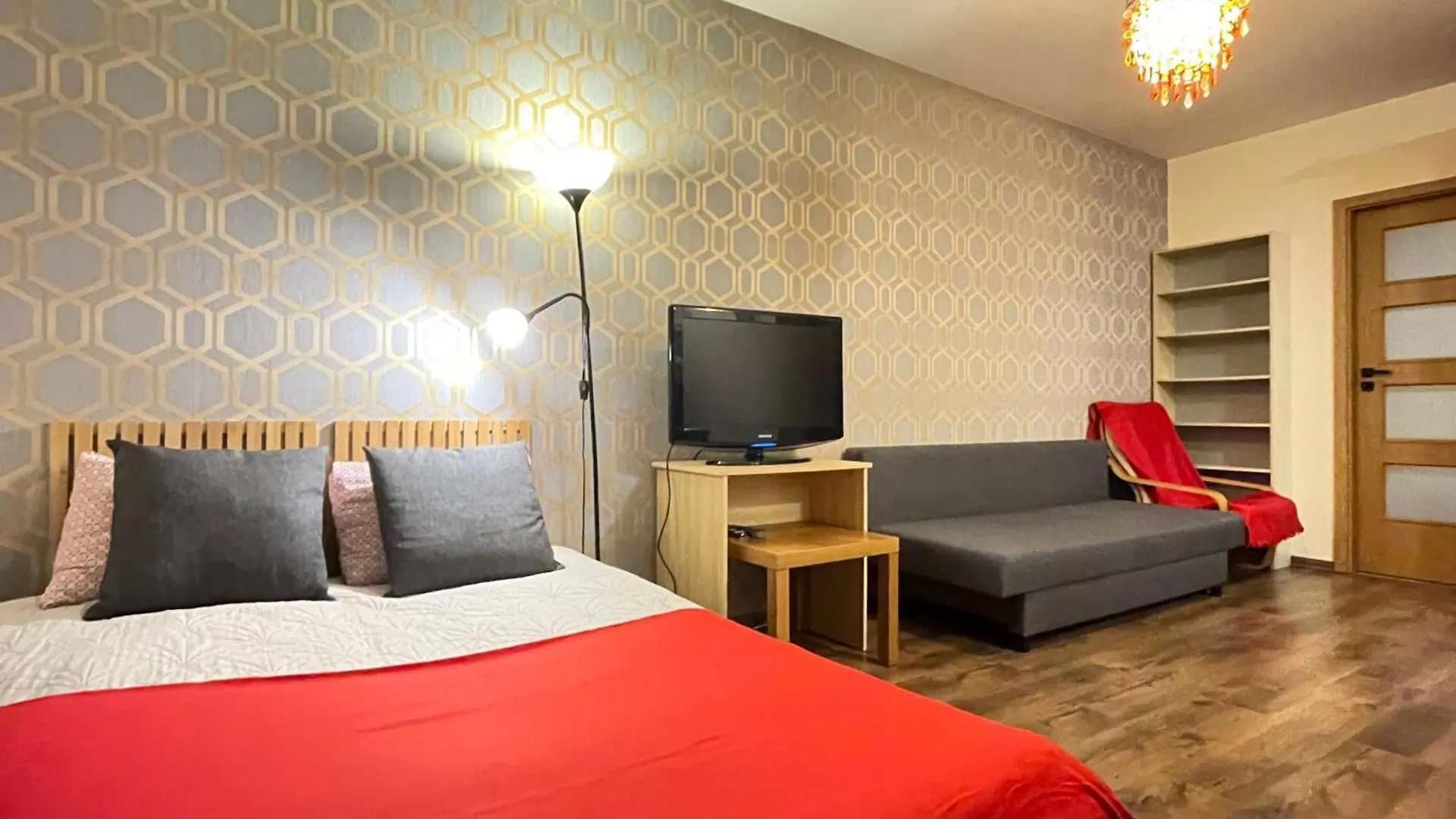 Daire Superior Bukowinska, Studio, Pool & Gym! Metro Wilanowska, Garage Parking! 24H Reception! Varşova Polonya